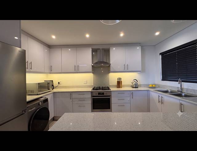 3 BEDROOM APARTMENT FOR SALE IN MORNINGSIDE